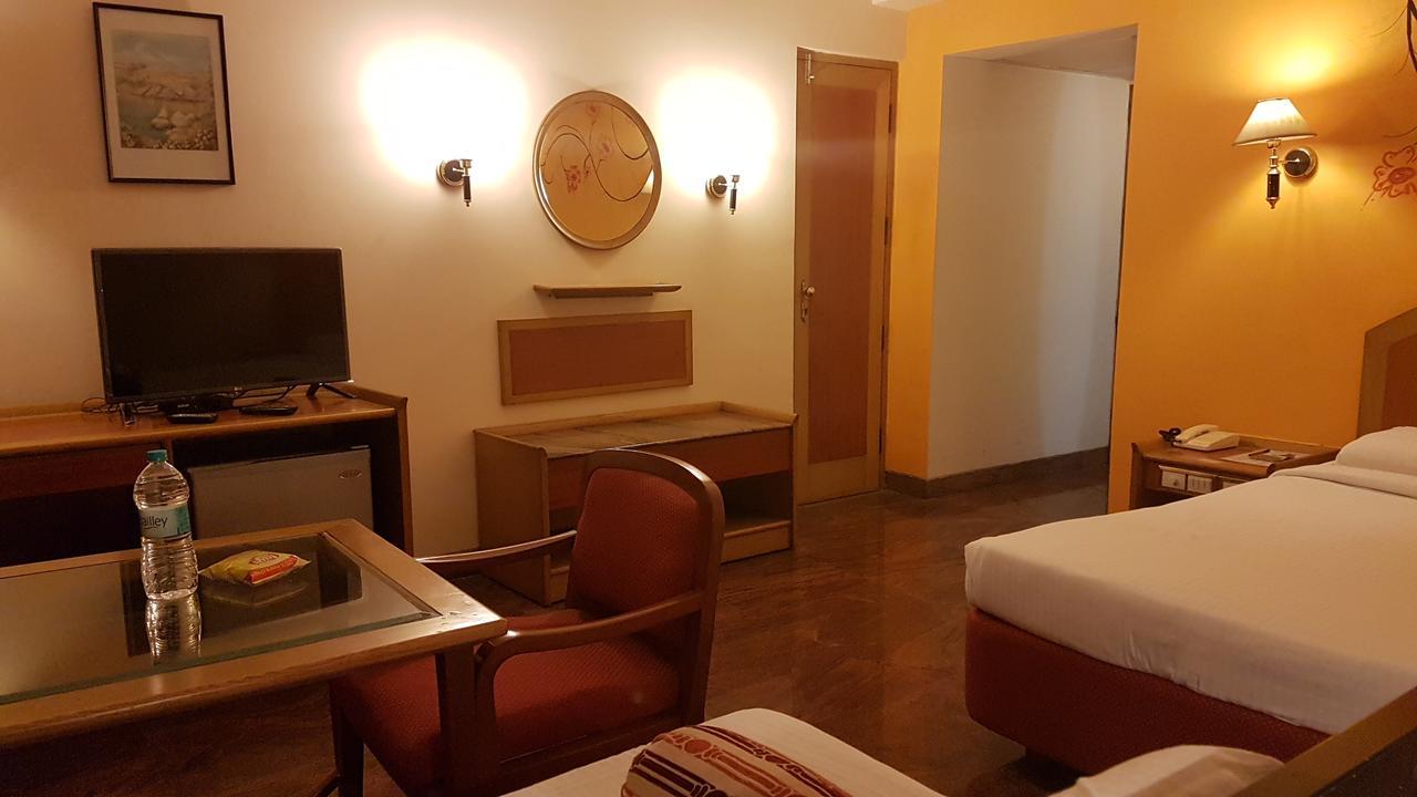 Hotel Kamat Lingapur Hyderabad