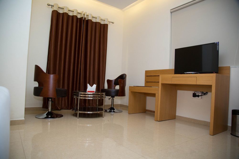 Hotel Ruby Pride Luxury