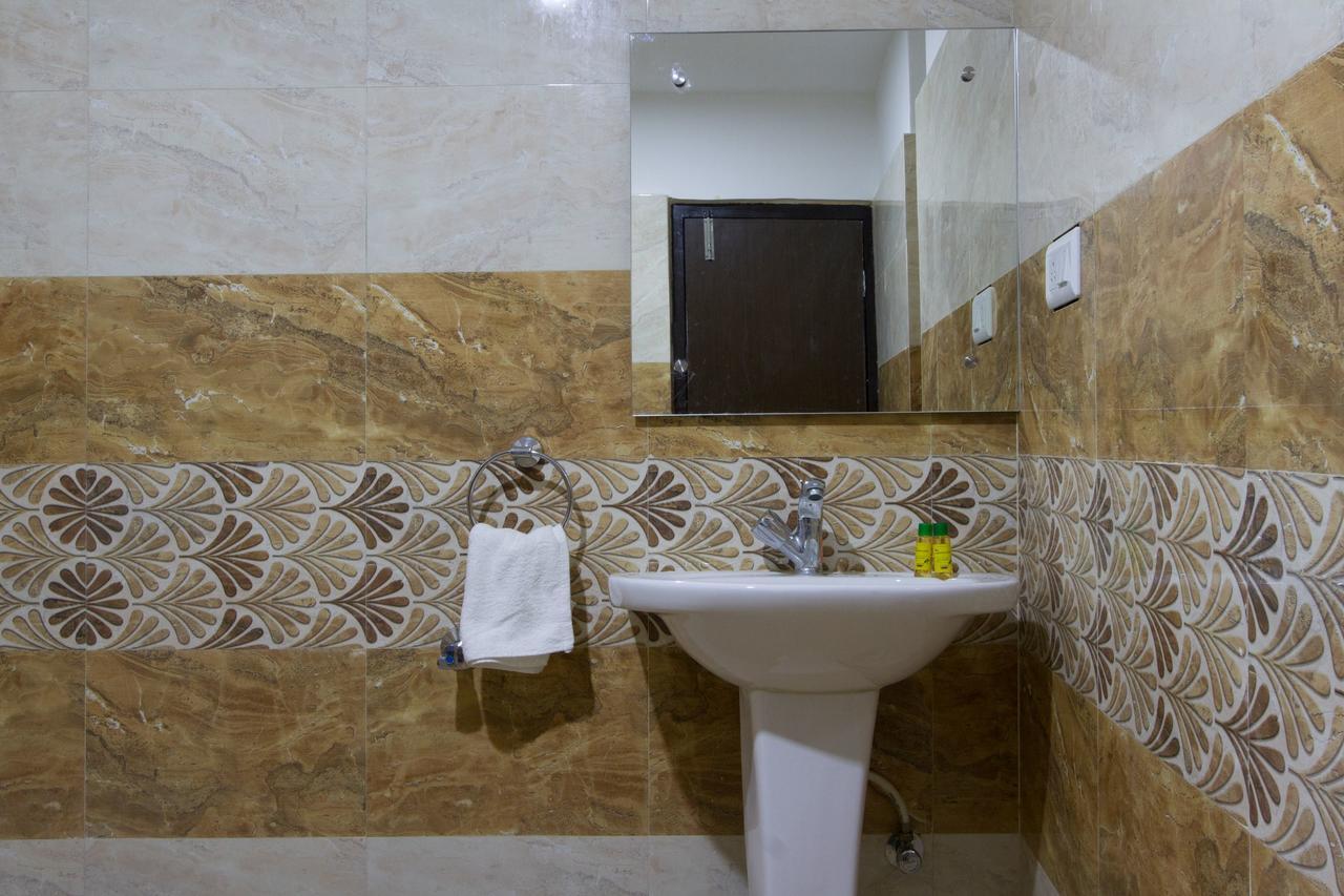 Hotel Fabhotel Lotus Hitech City