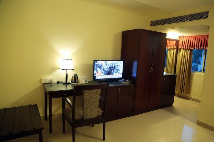 Hollyhock 3* Hyderabad