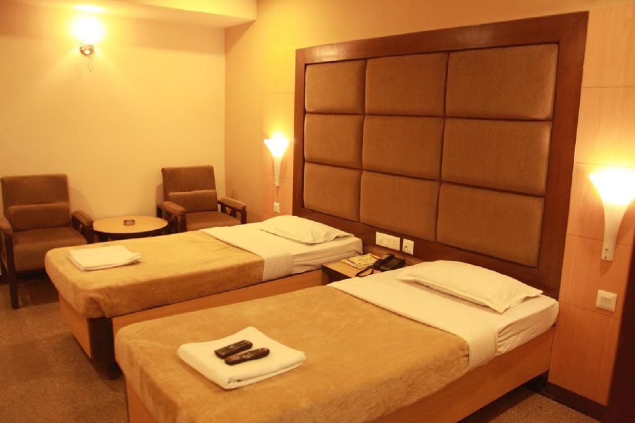 Hotel Parklane 2*