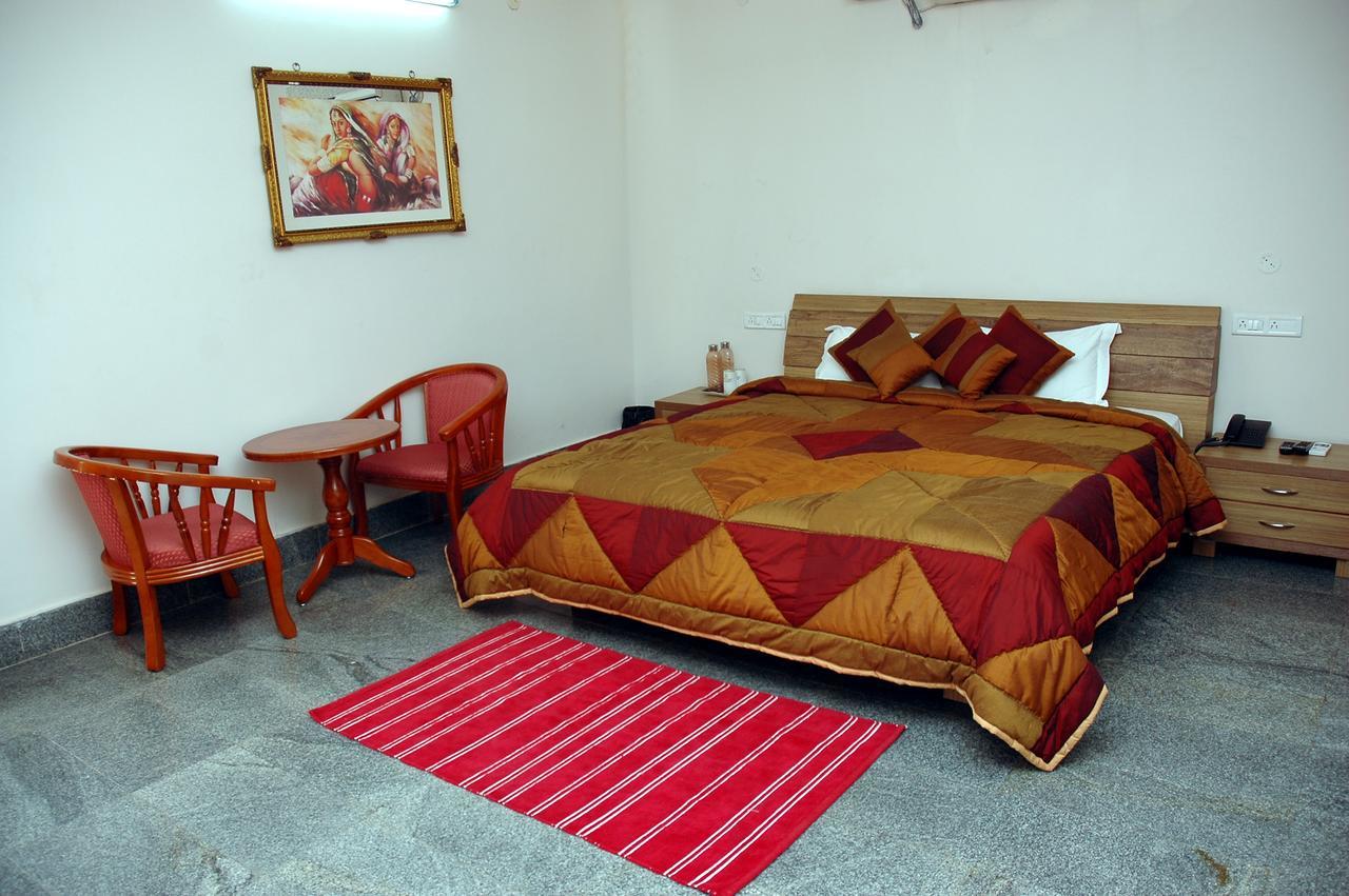 Bed & Breakfast Serenity Elite 2*