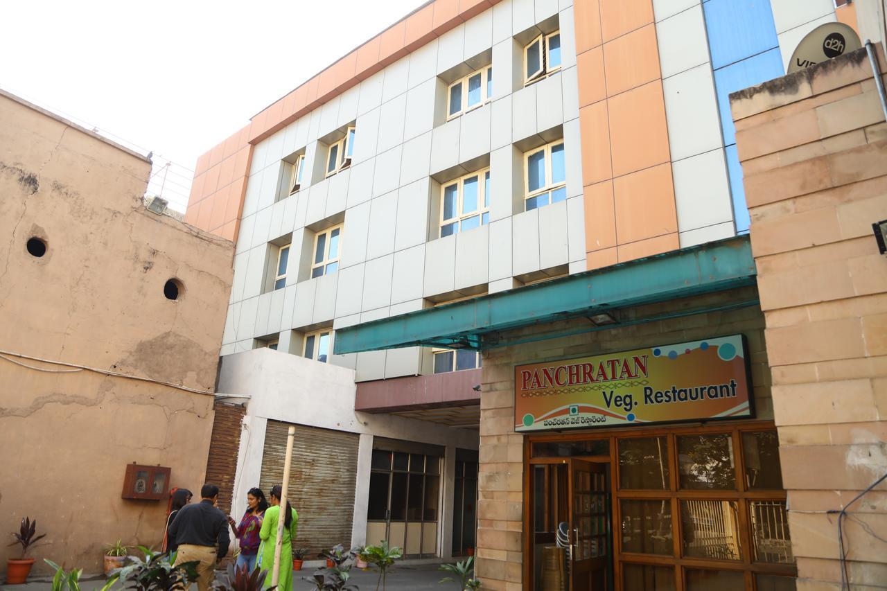 Panchratan Hotel 2*