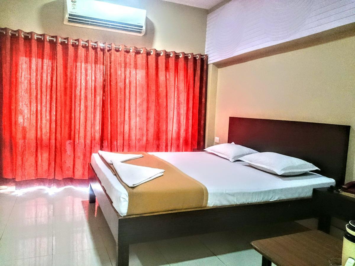 Hotel Panchratan 2*