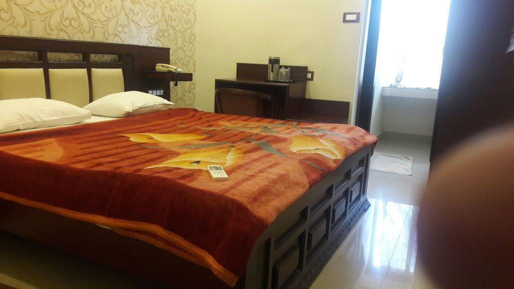 Hotel Grand Sandarshini
