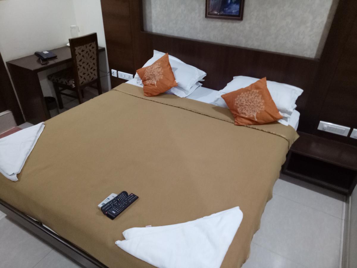Hotel Deccan Park *