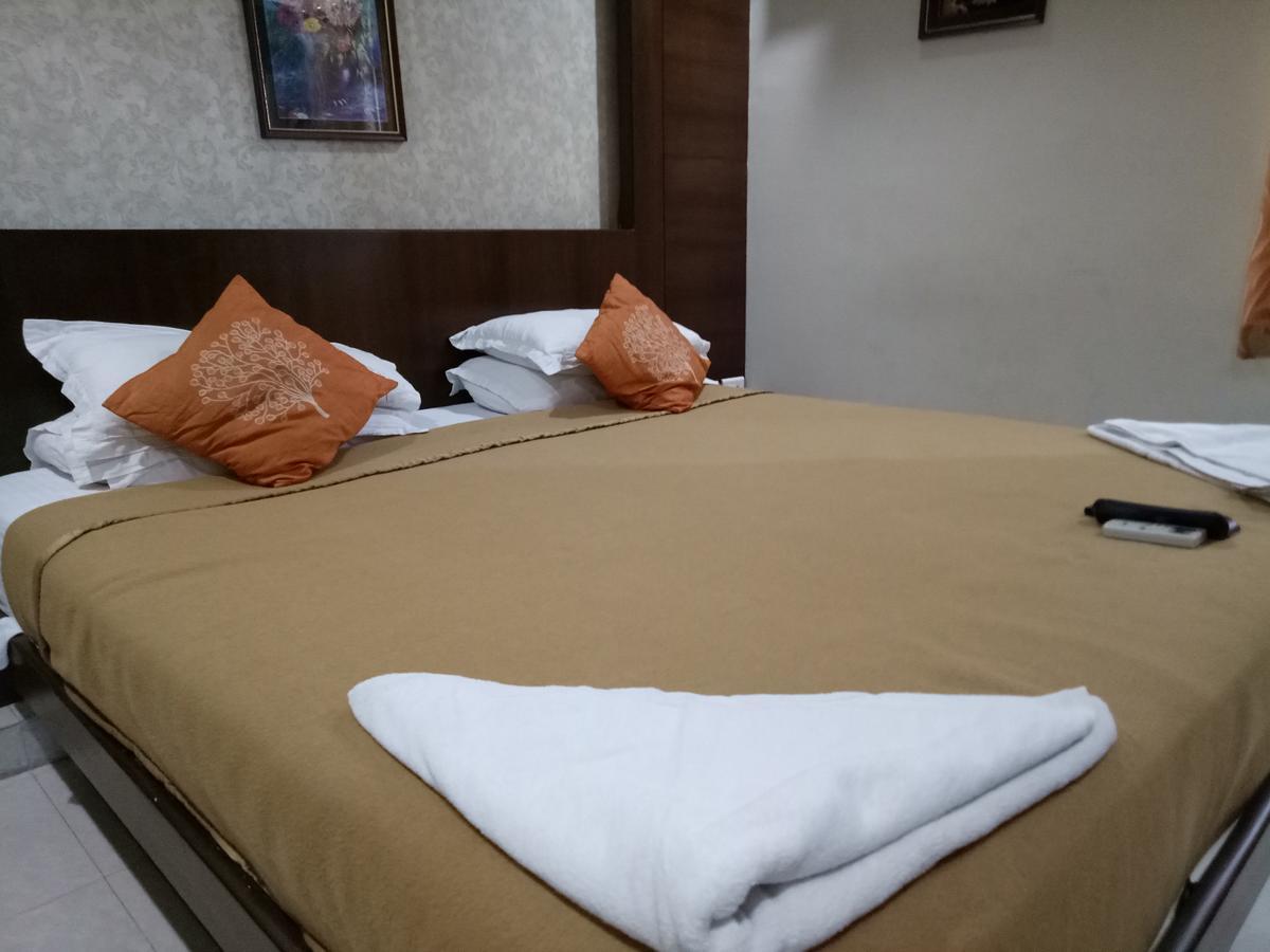 Hotel Deccan Park *