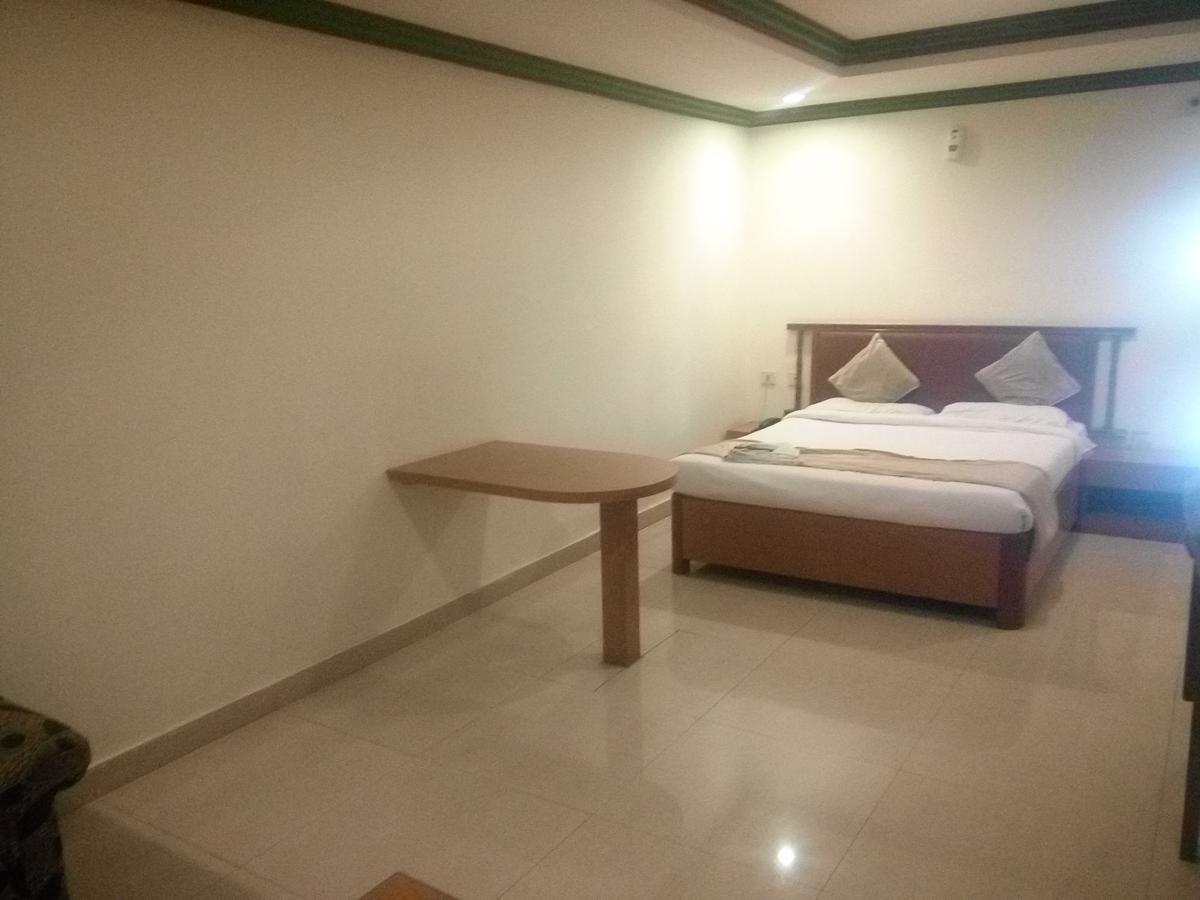 Hotel Marjan International