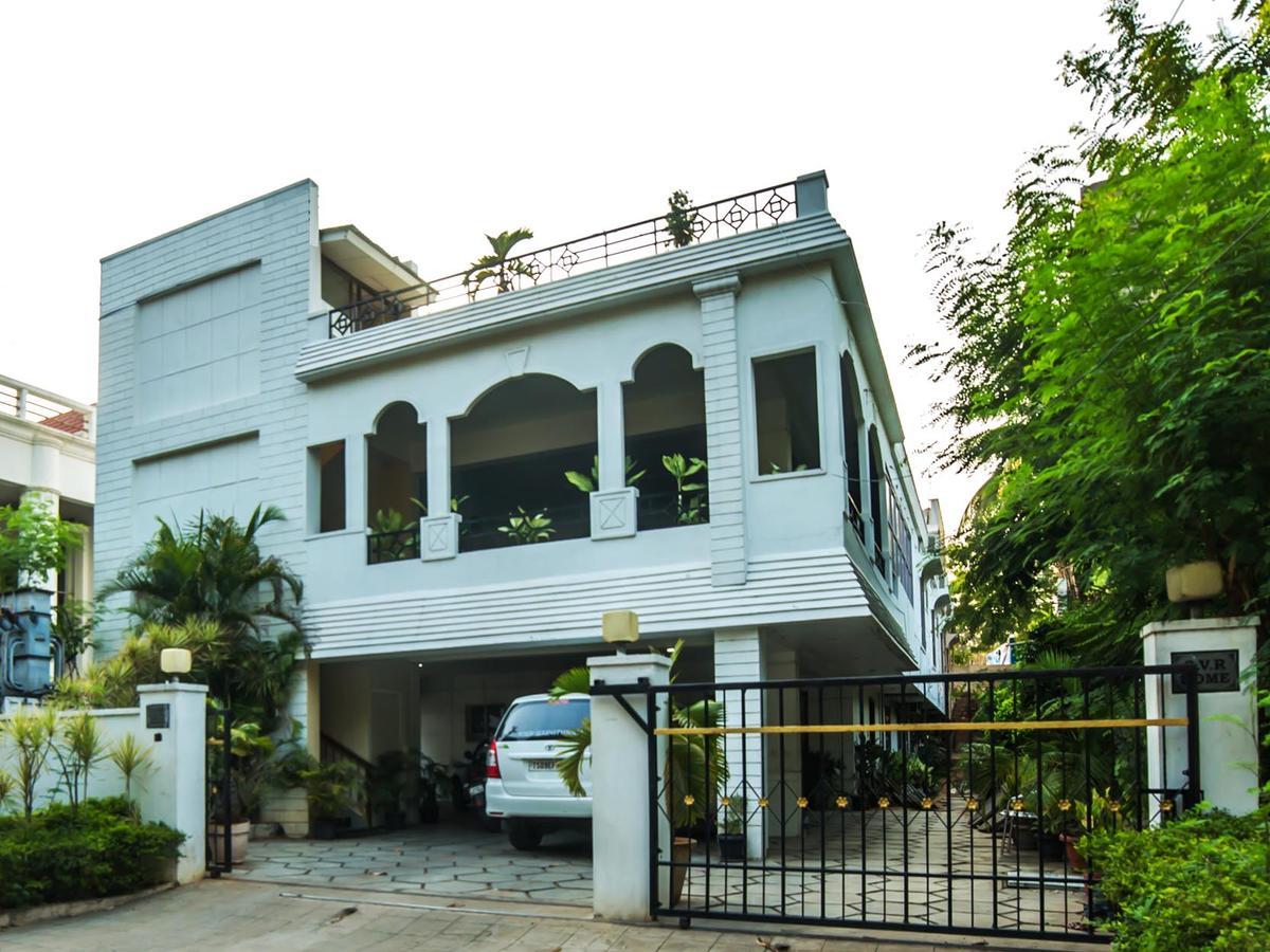 Bed & Breakfast Serenity Elite Hyderabad