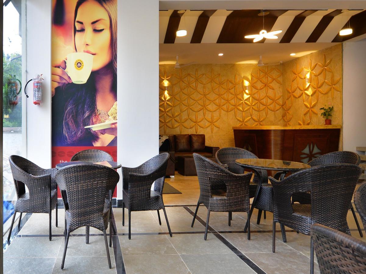 Hotel La Riviera 3*
