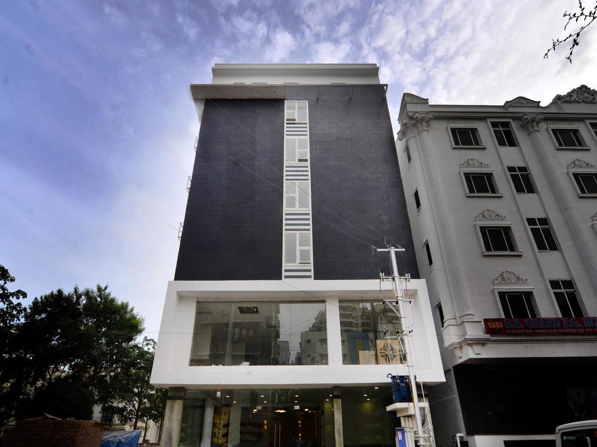 Hotel La Riviera 3*