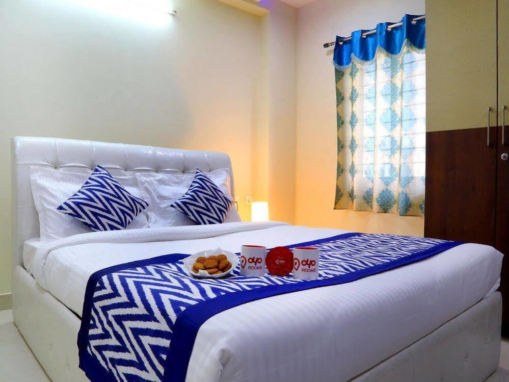 Oyo Hitech City 3*