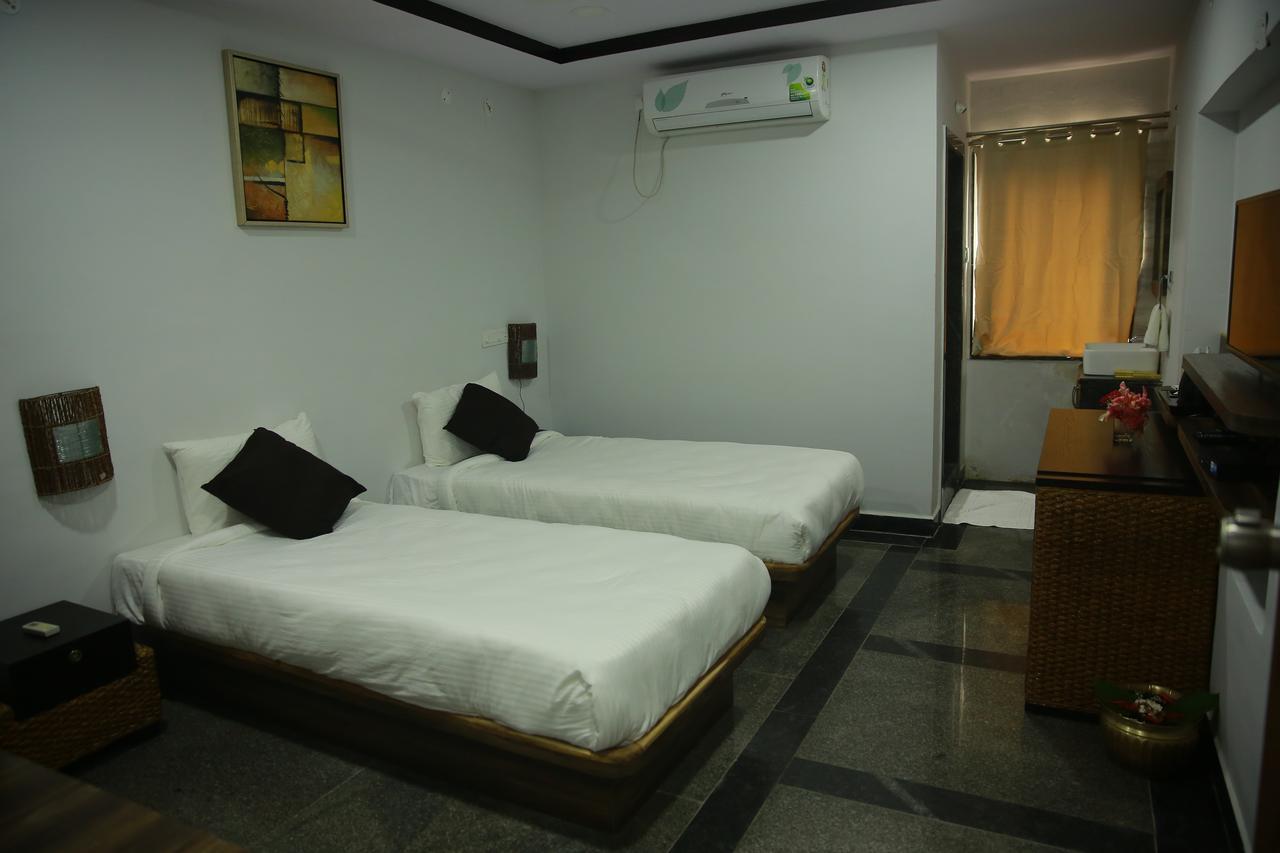 Lokis Forest 3* Hyderabad