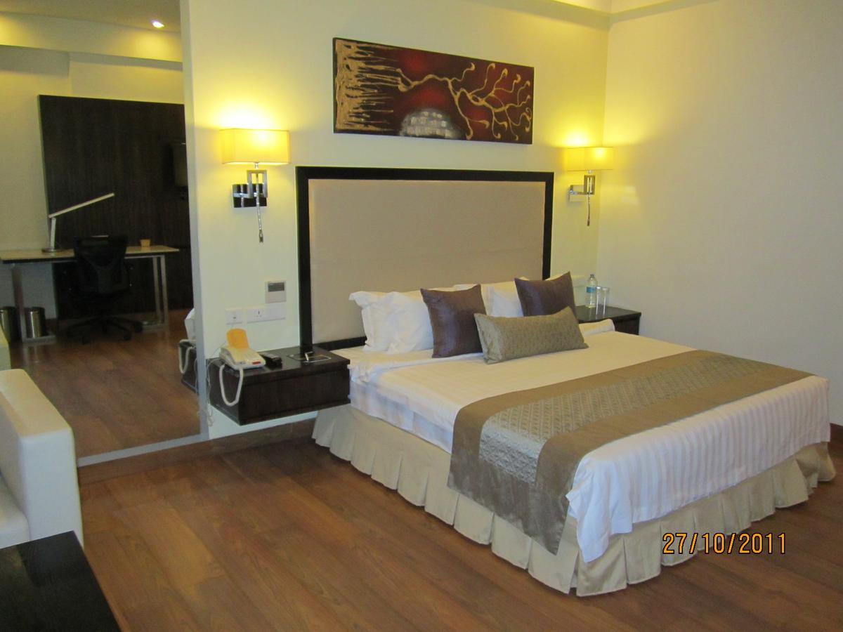 Manasarovar - The Fern 4*
