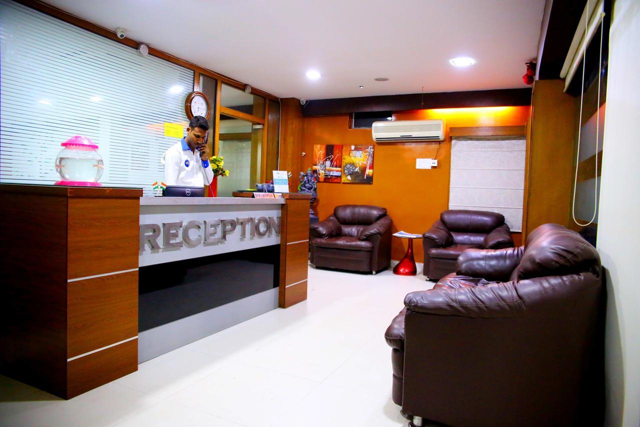 Fabhotel V Hitech
