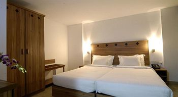 Hotel Oh Biz Premier At Leonia