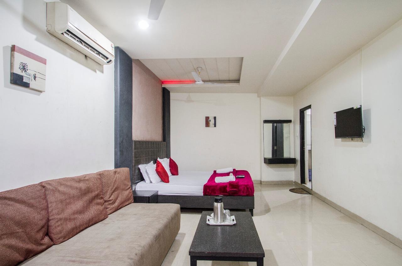 Shilpi Grand * Hyderabad