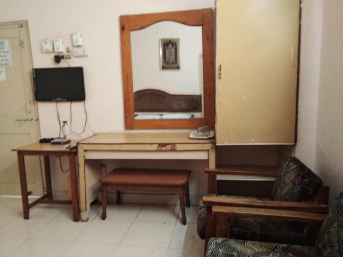 Lodge Srinivasa
