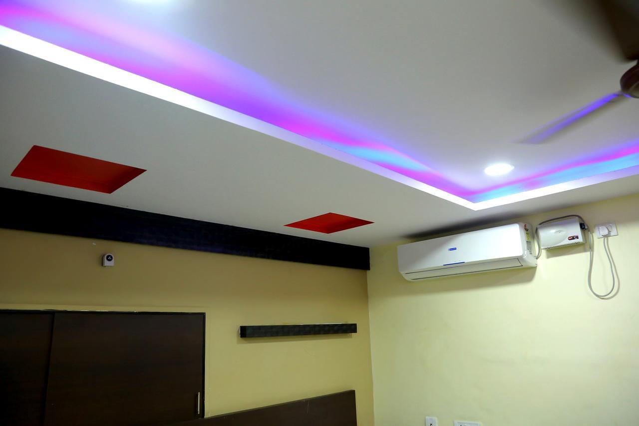 Divya Hyderabad