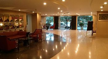 The Plaza Hotel 3*