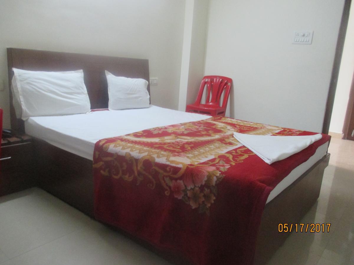 Sri Sai Ganesh Lodge Hyderabad
