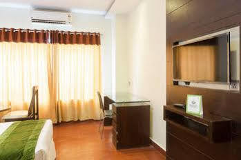 Treebo Sadhvika Hotel 2*