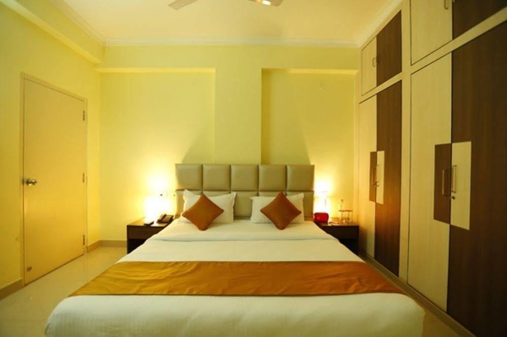 Apartment Oyo Hc Max Cure Hospital *
