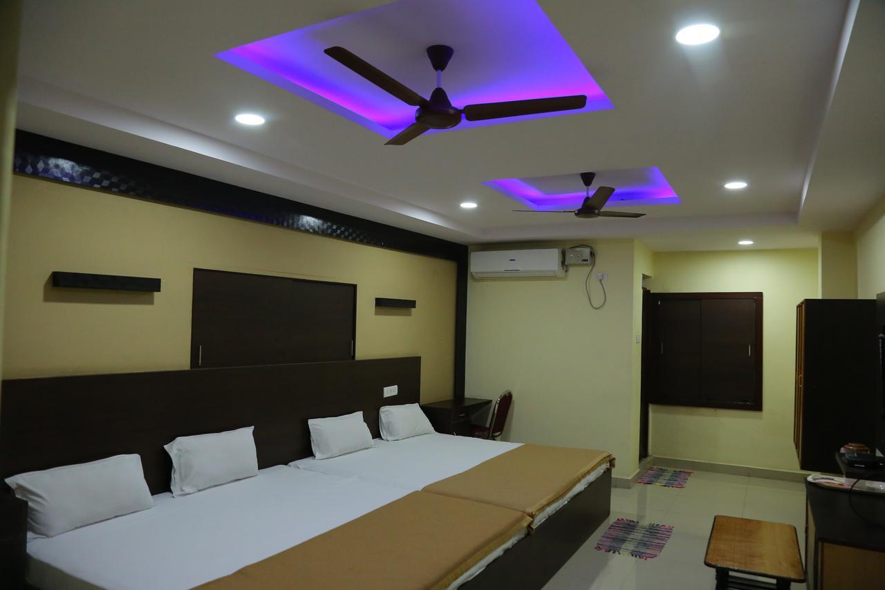 Divya Hotel