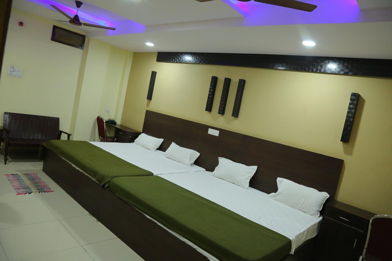 Divya Hotel