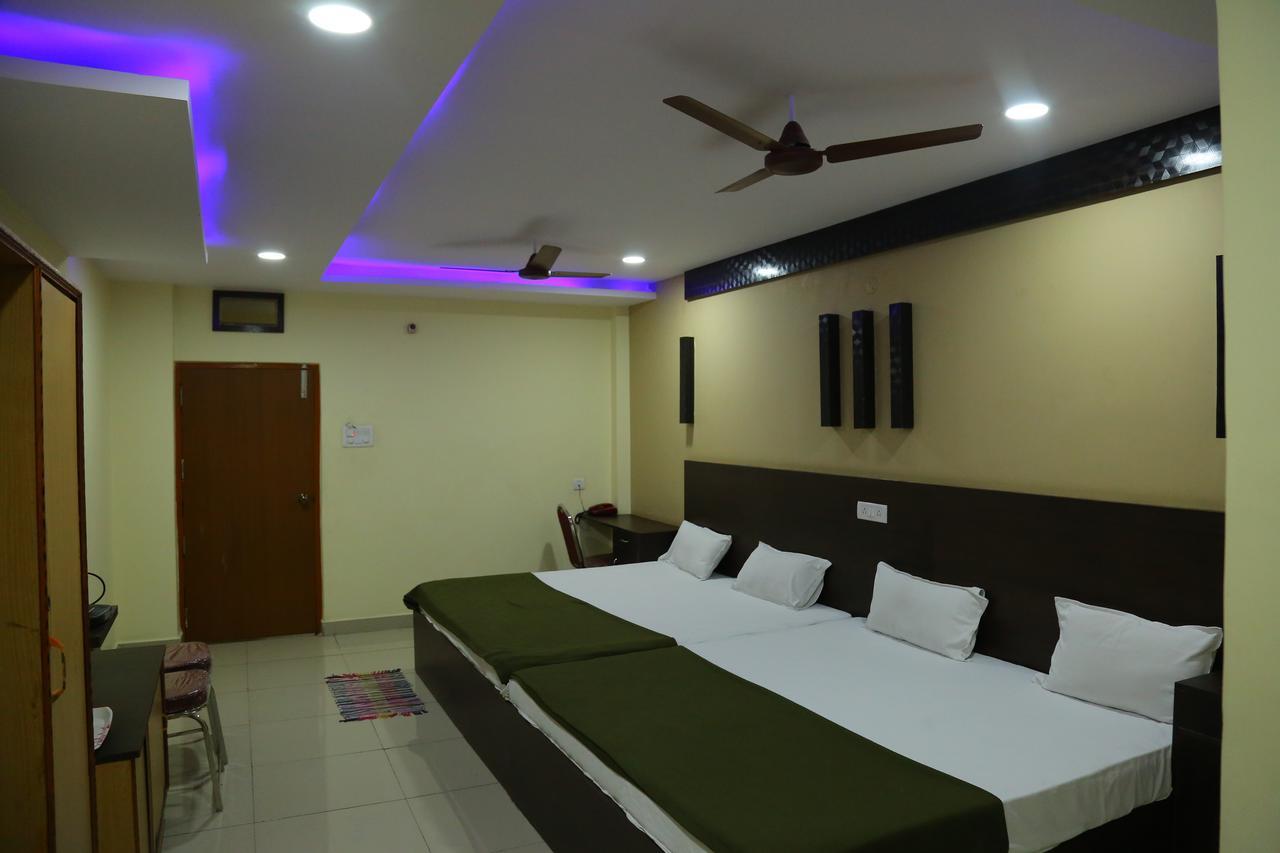 Divya * Hyderabad