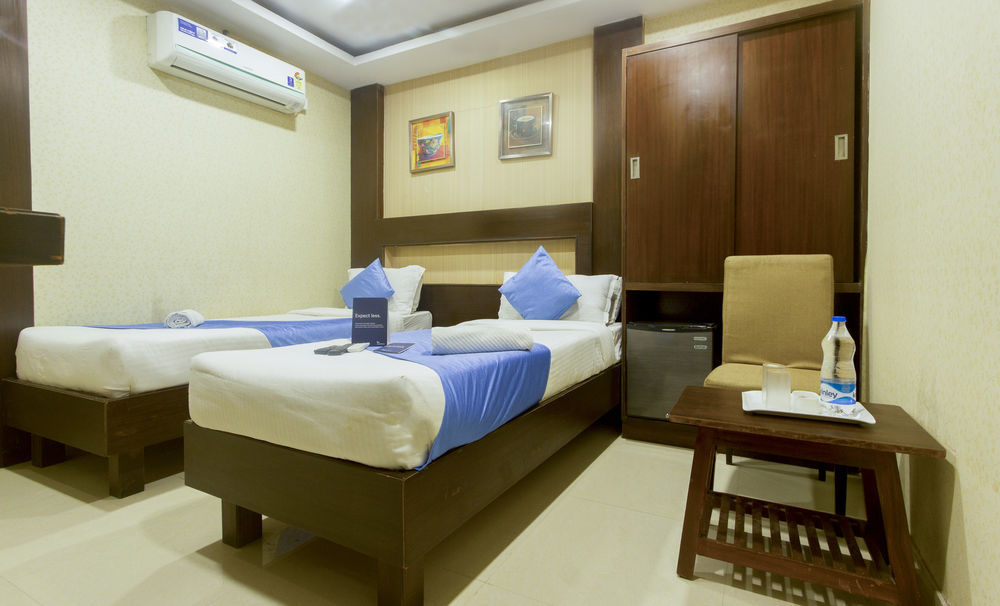 Vaccinated Staff - Capital O 18592 M 3* Hyderabad