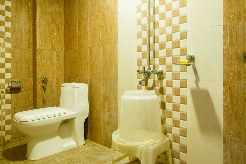 Hotel Vaccinated Staff - Capital O 18592 M 3*
