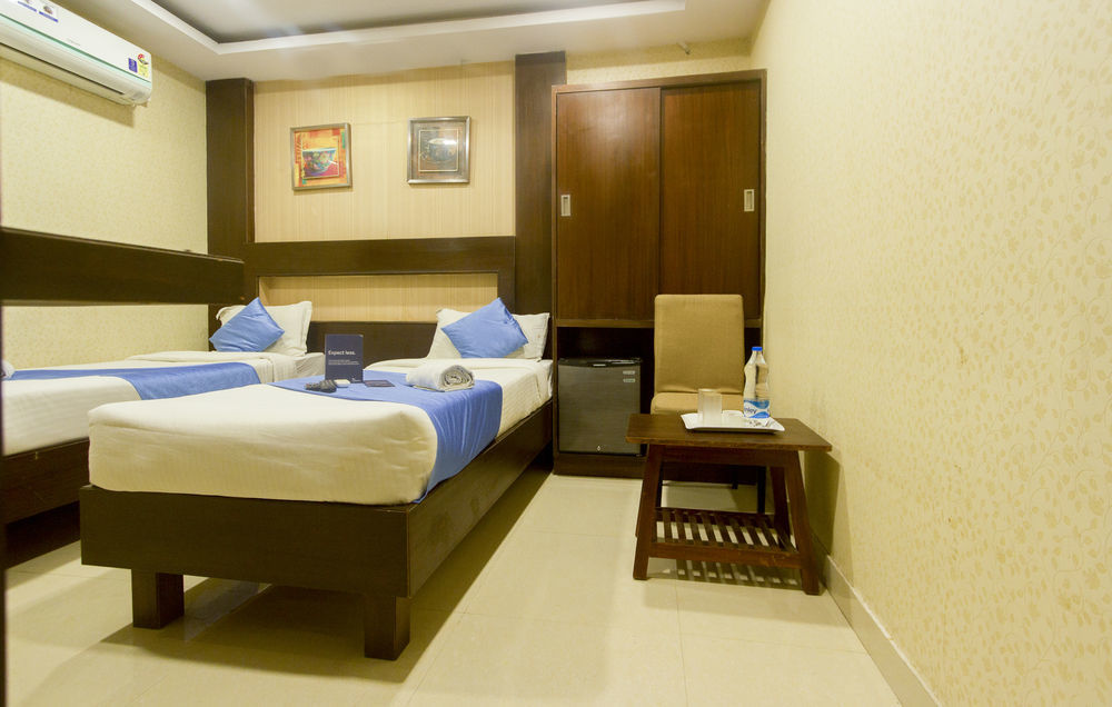 Vaccinated Staff - Capital O 18592 M 3* Hyderabad