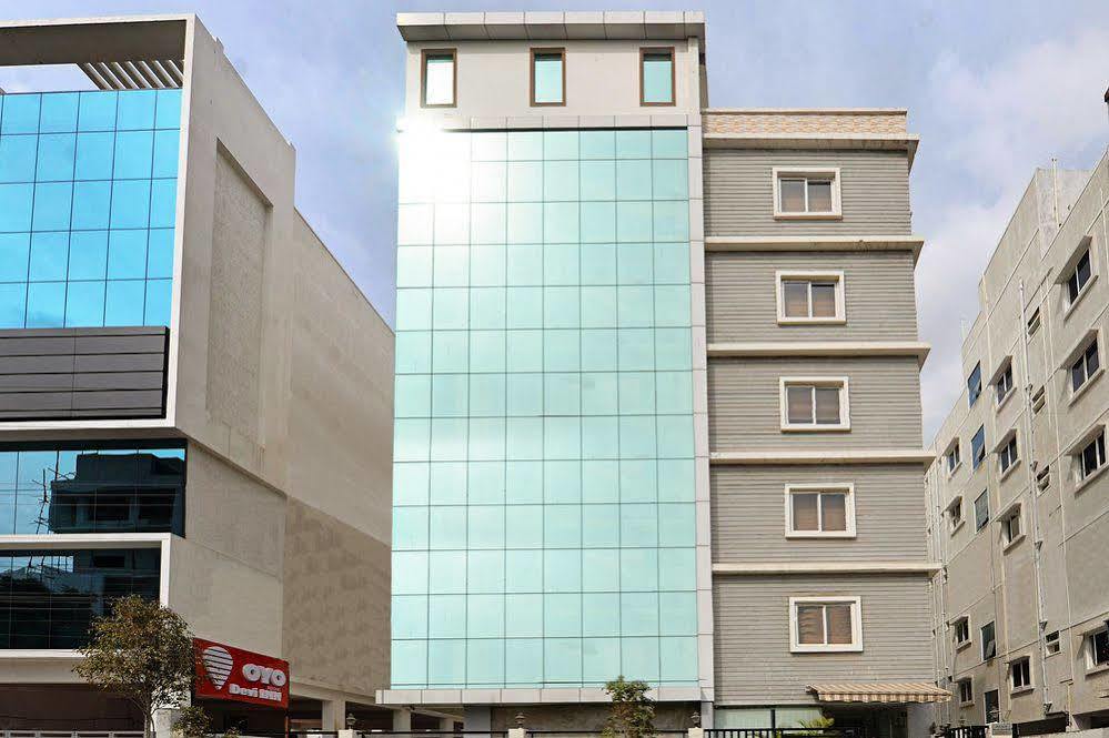 Oyo Hitech City 3* Hyderabad