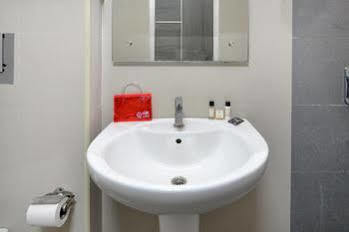 Oyo Whitefields 3* Hyderabad