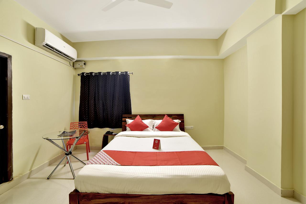 Oyo 11317 Amar Estates 3*