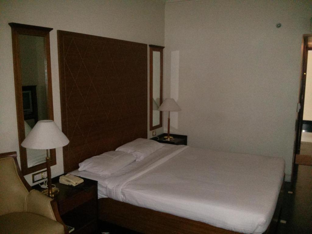 Kamat Lingapur Hyderabad
