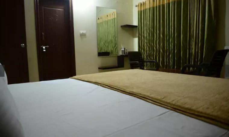 Maruthi Residency & Restaurant Hotel Hyderabad