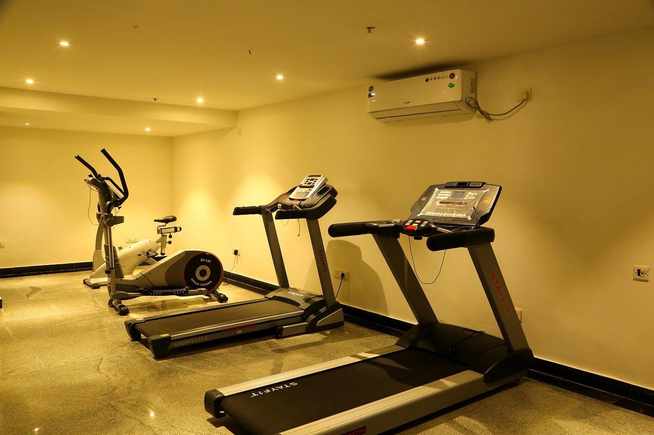 Deccan Serai, Hitec City, 3*