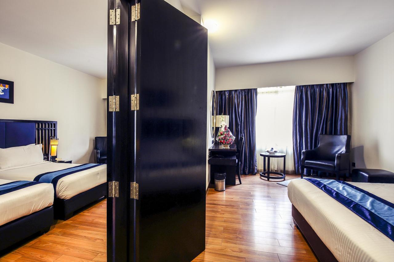 Ebony Boutique Hotel