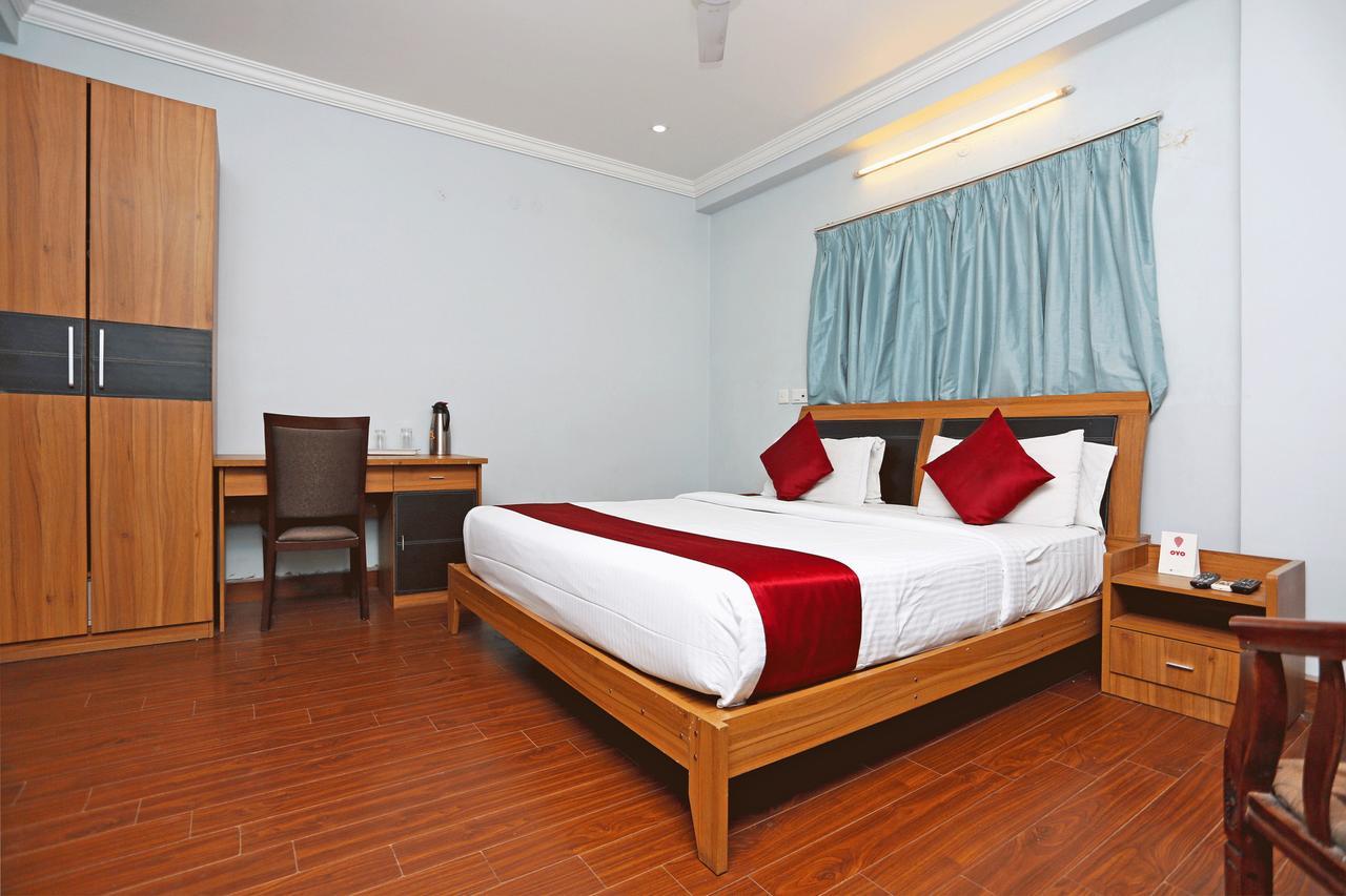 Hotel Oyo 7552 Sky Grand