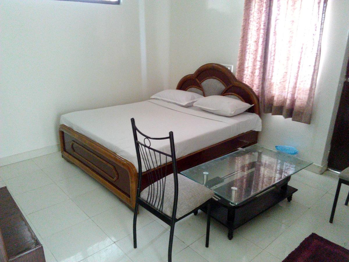 Sahasra Residency Hotel *