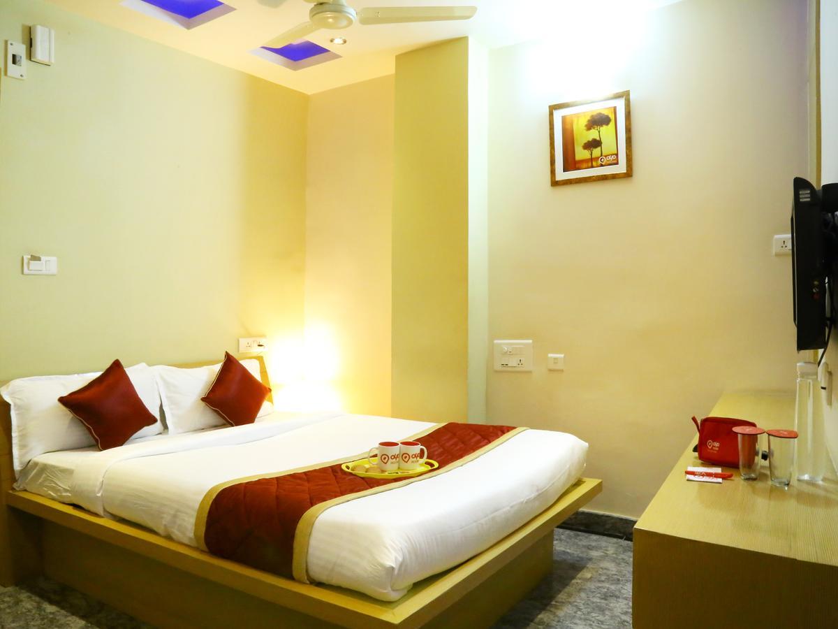 Oyo 732 Near Dlf 2* Hyderabad