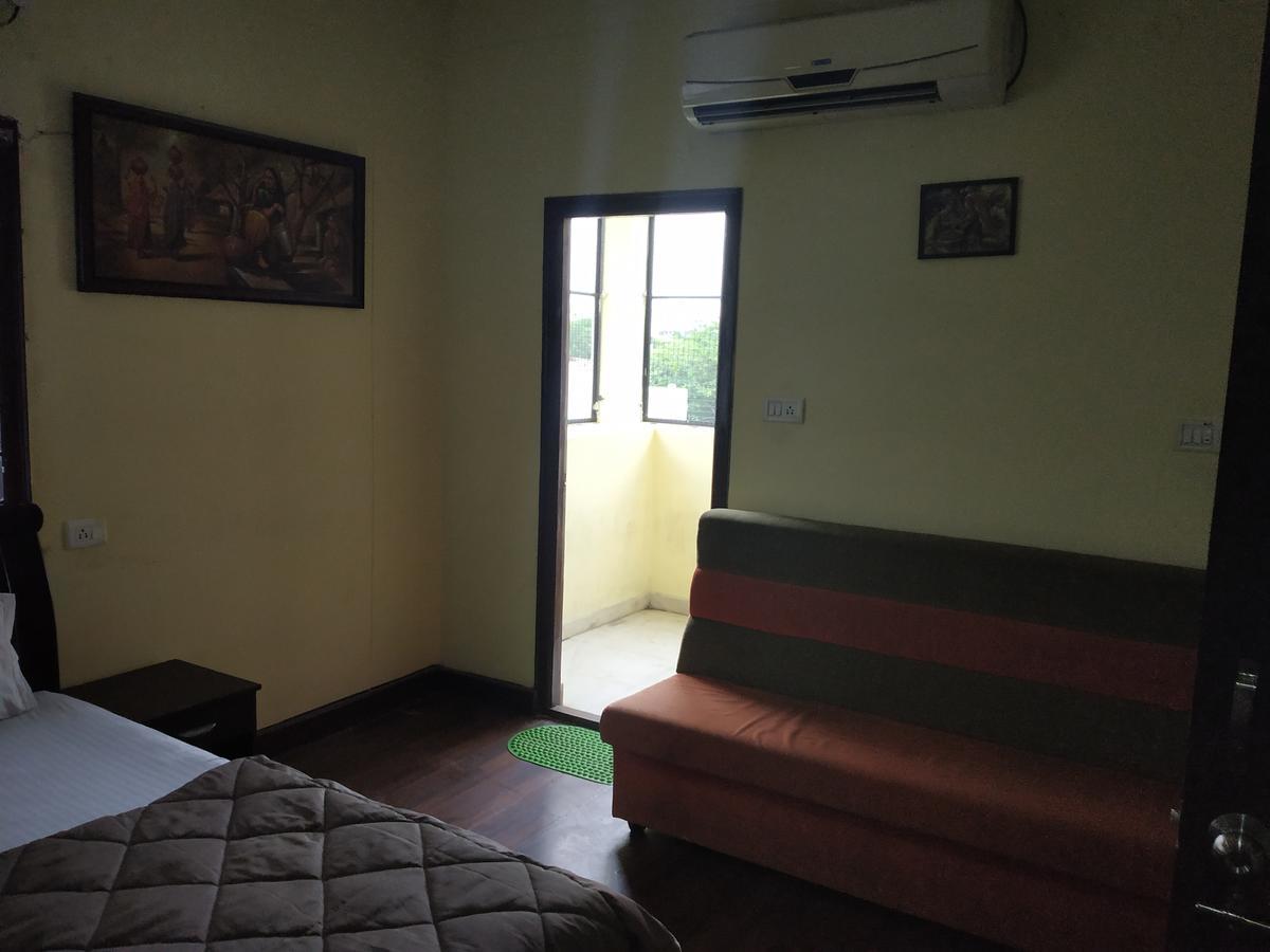 Hotel Grand Seasons