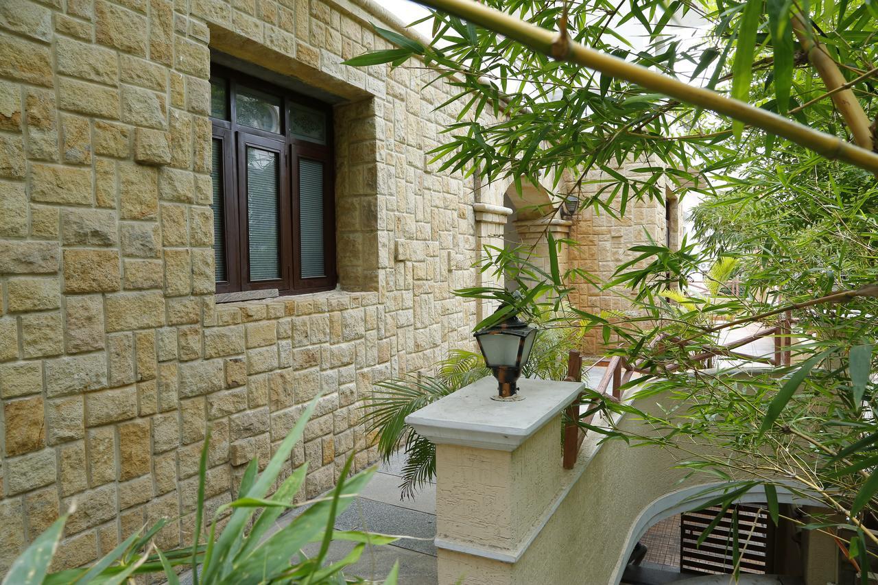Nomads Nest Hyderabad
