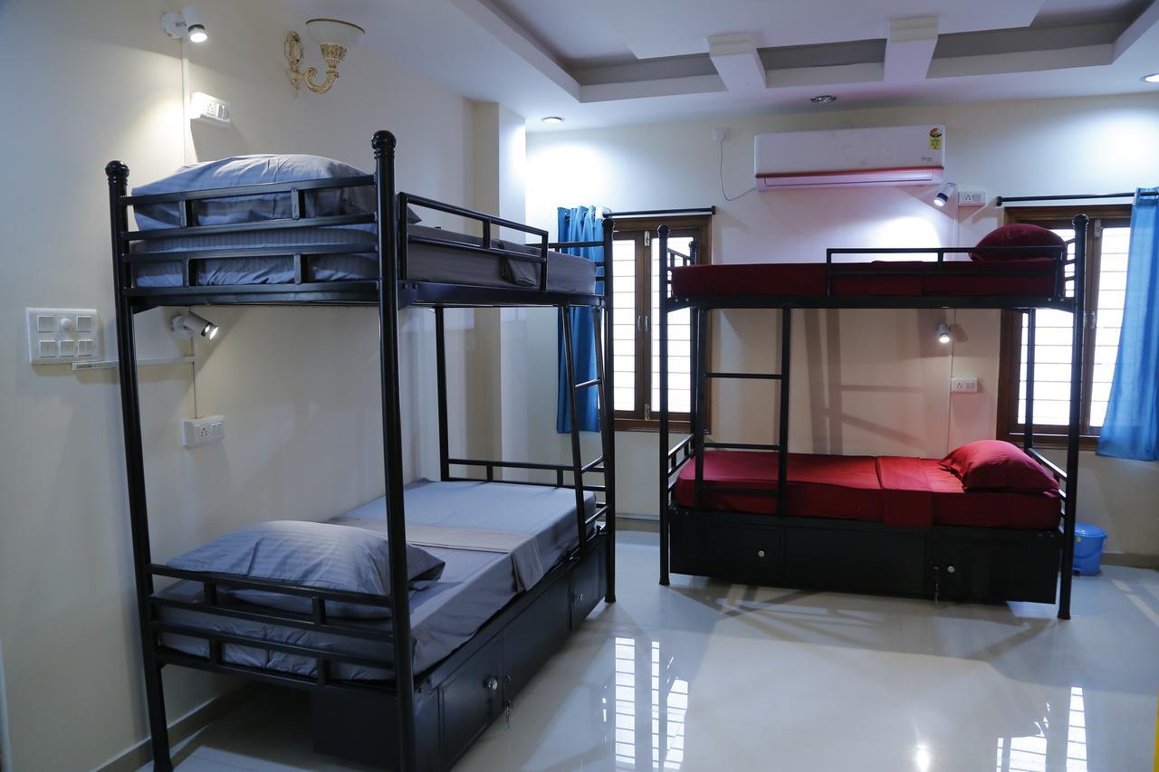 Nomads Nest * Hyderabad