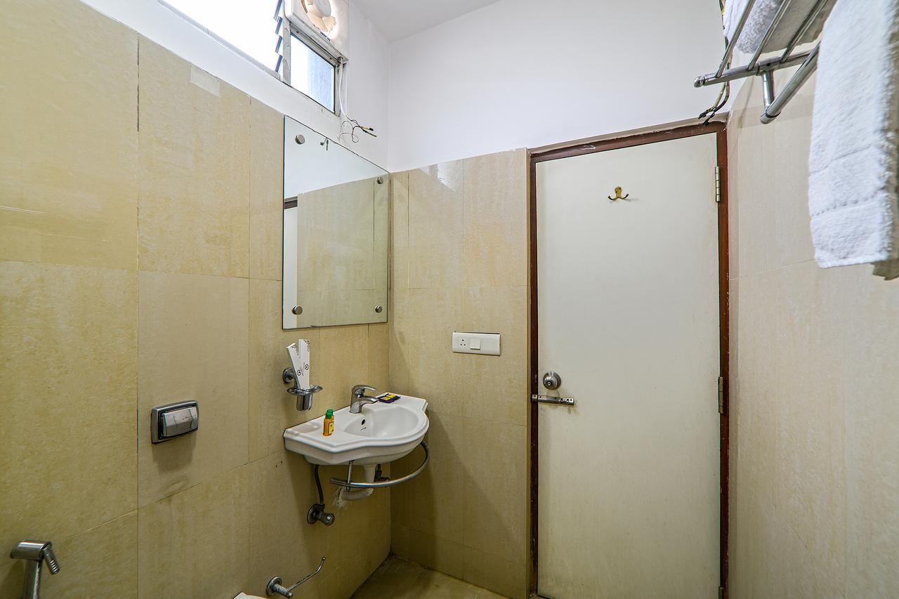 Fabhotel Prowell Caprock Hitech 3*