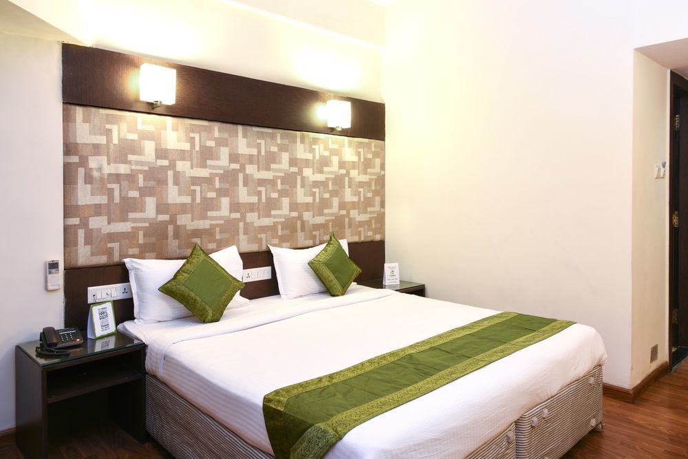 Treebo Trend Wood Bridge Hotel