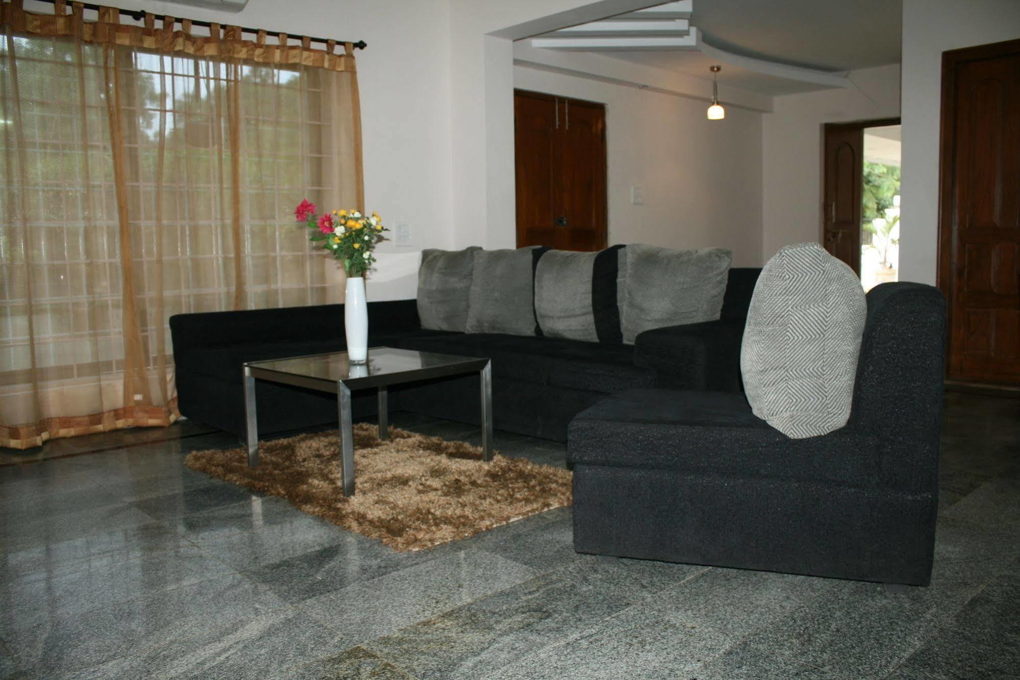 Serenity Elite Bed & Breakfast 2*