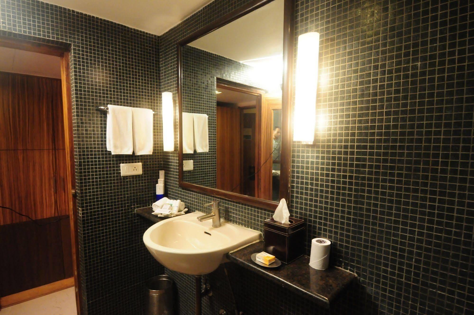 ​justa 4* Hyderabad